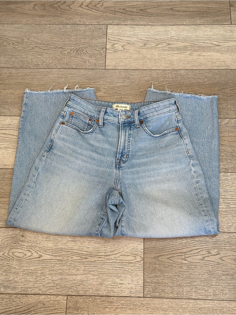 Madewell The Curvy Perfect Vintage Wide-
Leg Crop Hallstead Wash Size 26